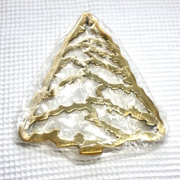 New Vintage 90's Brass Evergreen Pine Tree Trivet - Picture 4 of 6